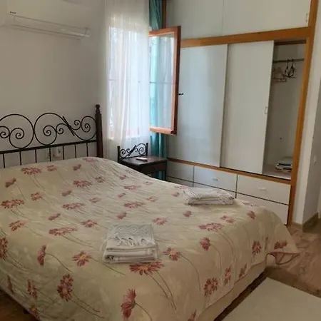 Our Happy Place, 200m To The Sea Apartment *